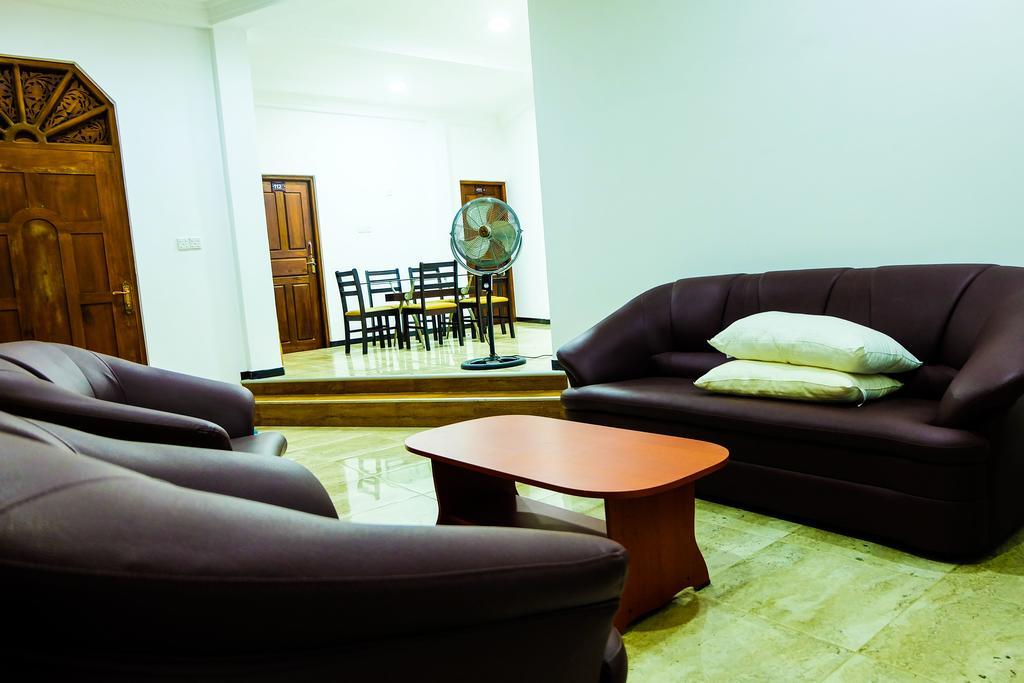 Green View Holiday Resort Канди Экстерьер фото