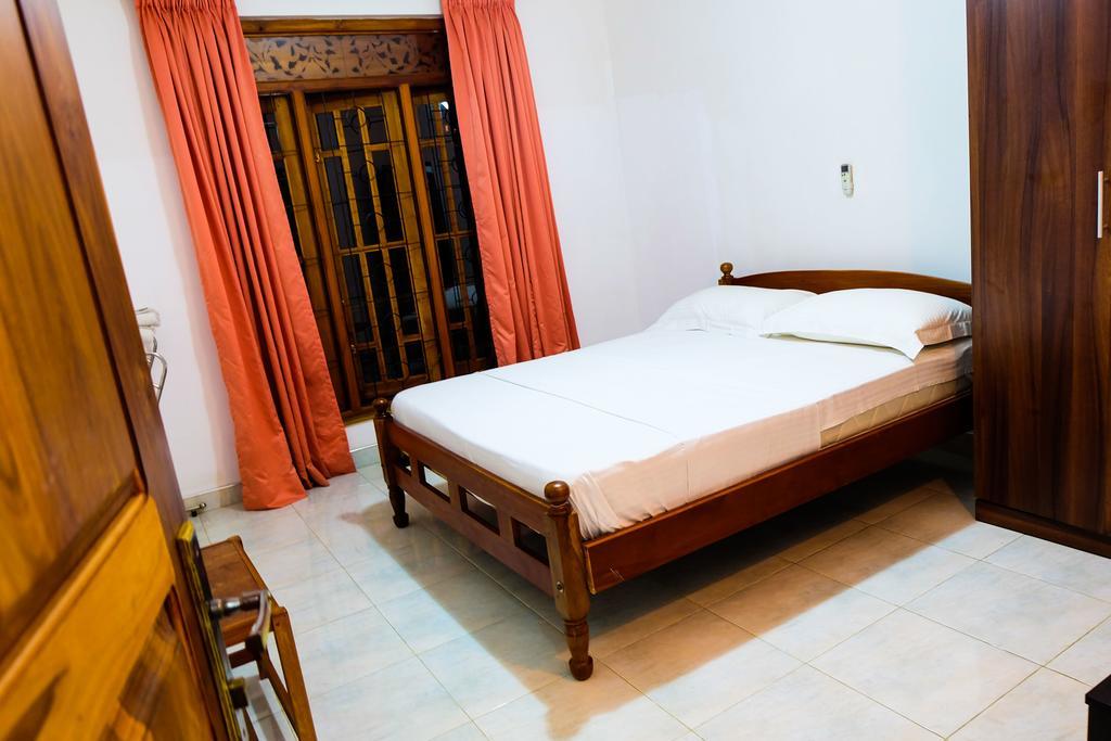 Green View Holiday Resort Канди Экстерьер фото