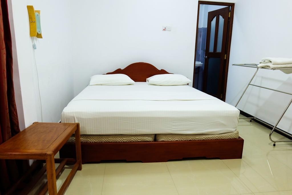 Green View Holiday Resort Канди Экстерьер фото