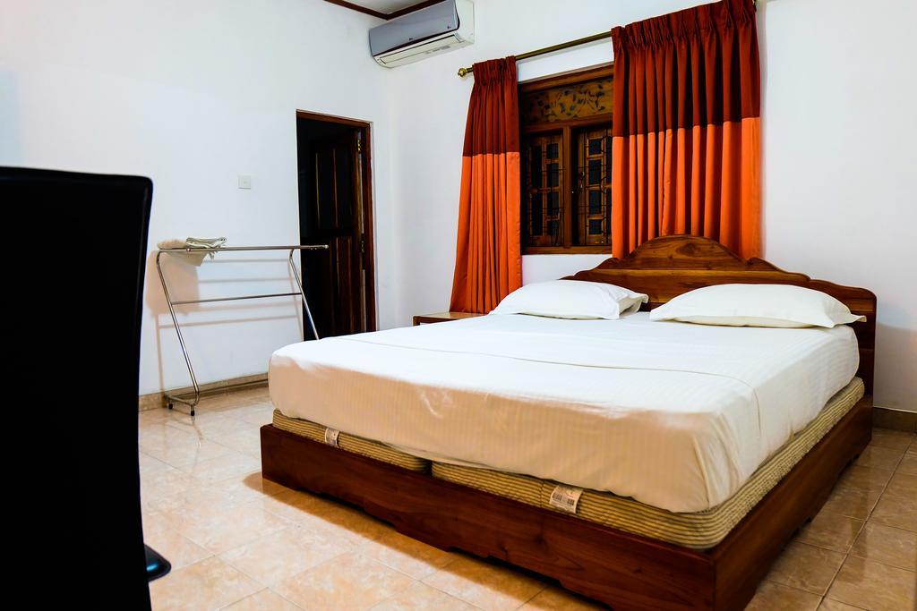 Green View Holiday Resort Канди Экстерьер фото