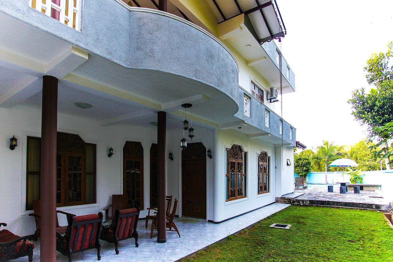 Green View Holiday Resort Канди Экстерьер фото