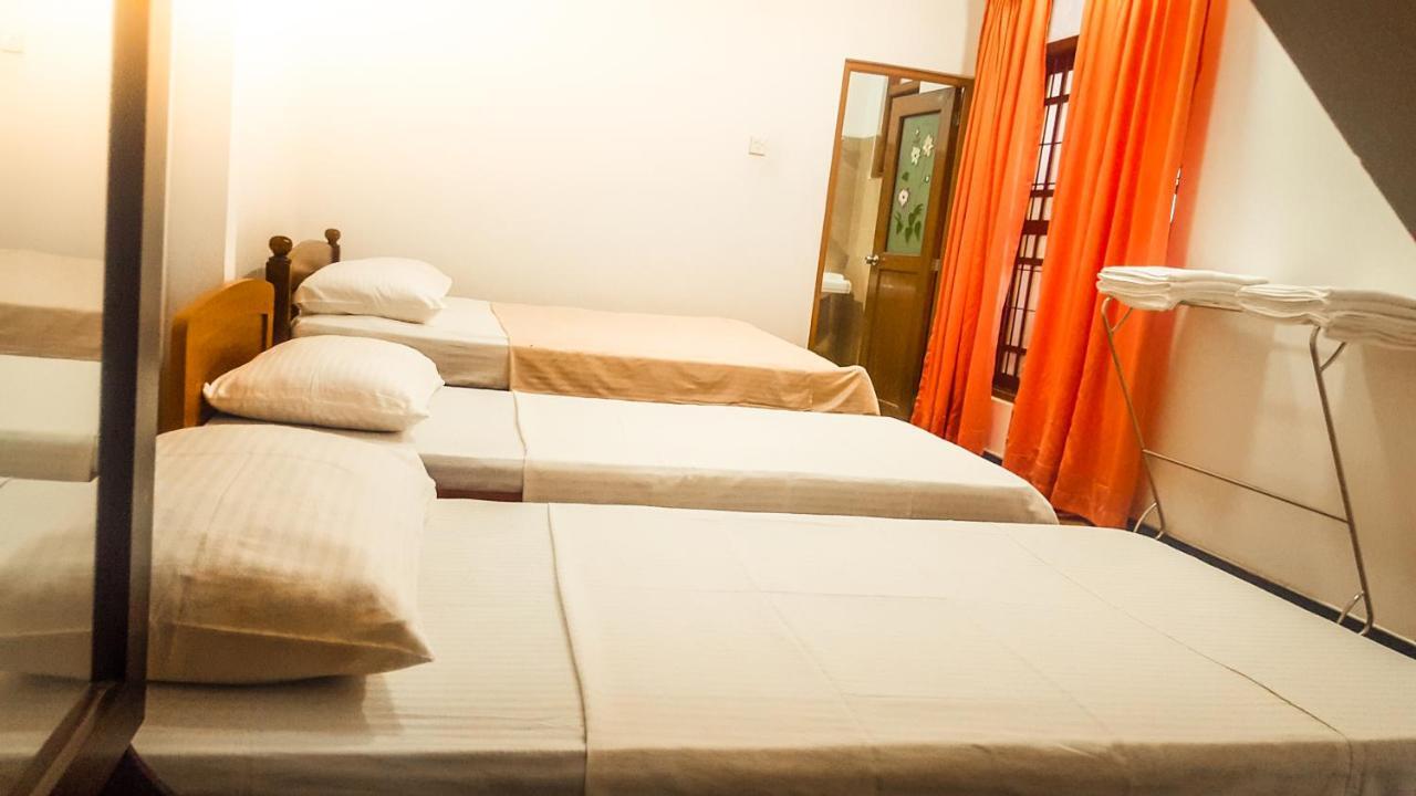 Green View Holiday Resort Канди Экстерьер фото